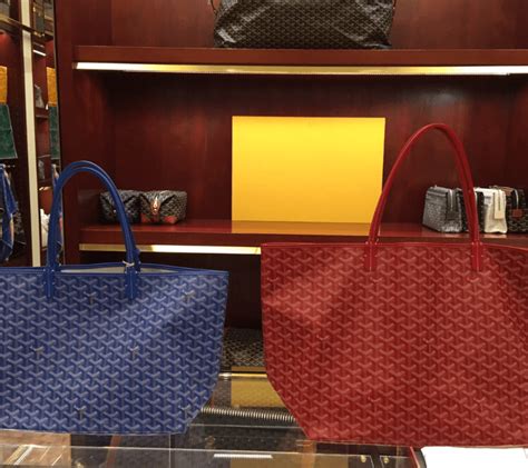 goyard tote dimensions|how much are goyard totes.